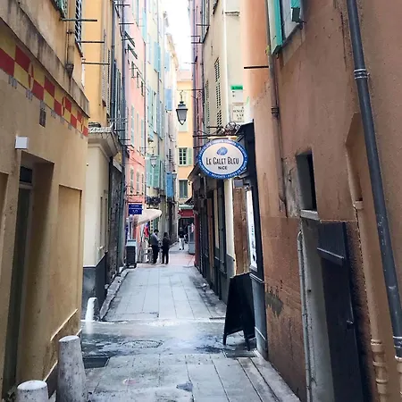 Place Vieille - Charming In The Old Town